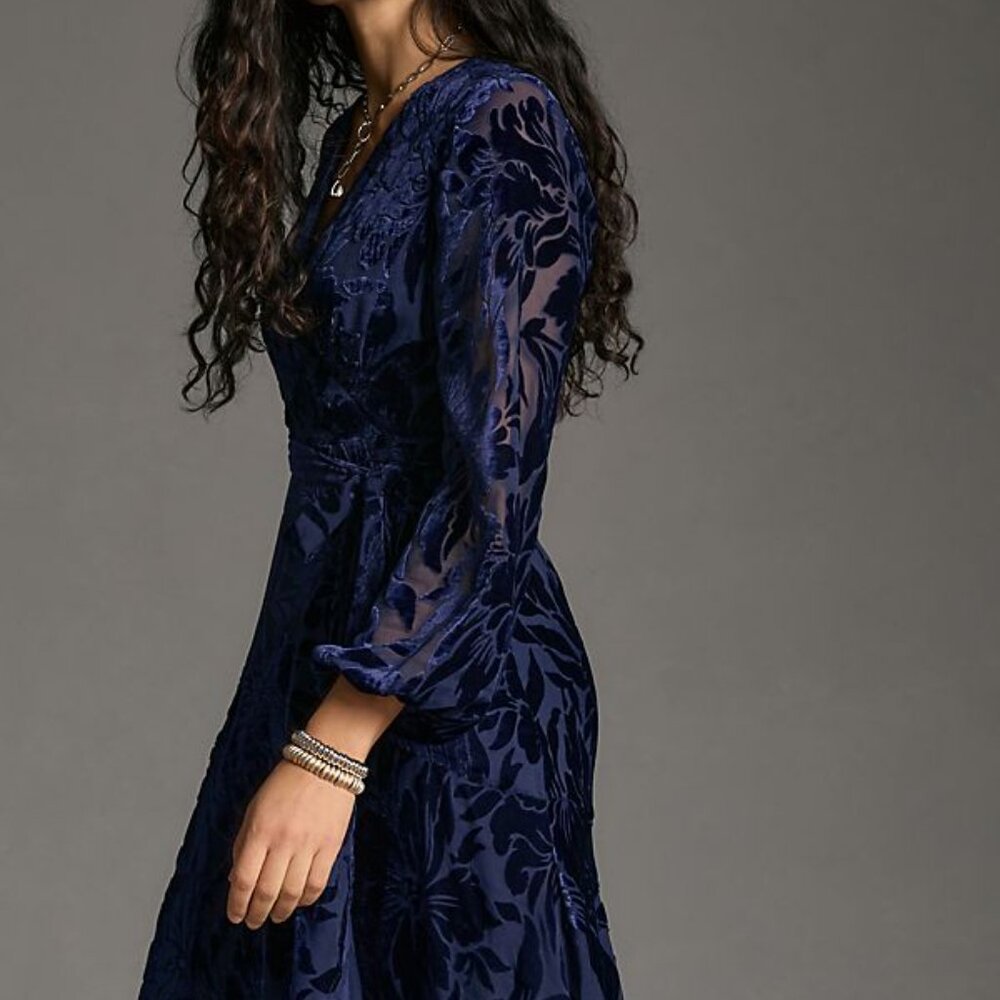 New Anthropologie Hutch Long-Sleeve V-Neck Wrap Midi Dress - Picture 4 of 10